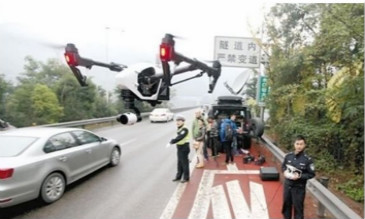 安徽無(wú)人機(jī)“交警”助力交通管理，讓道路更順暢